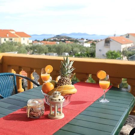 Apartmani Sarlija Pakoštane Εξωτερικό φωτογραφία