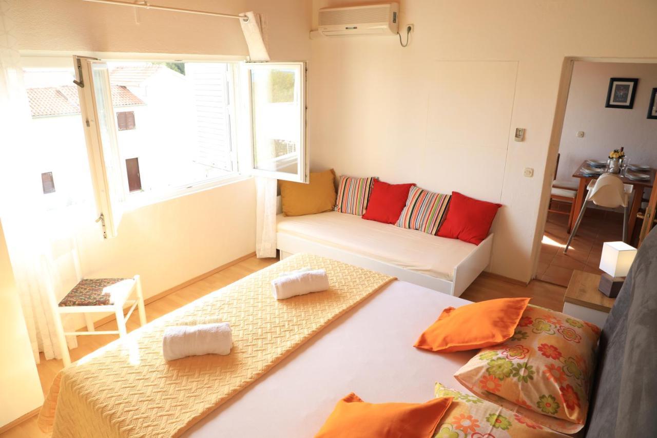 Apartmani Sarlija Pakoštane Εξωτερικό φωτογραφία