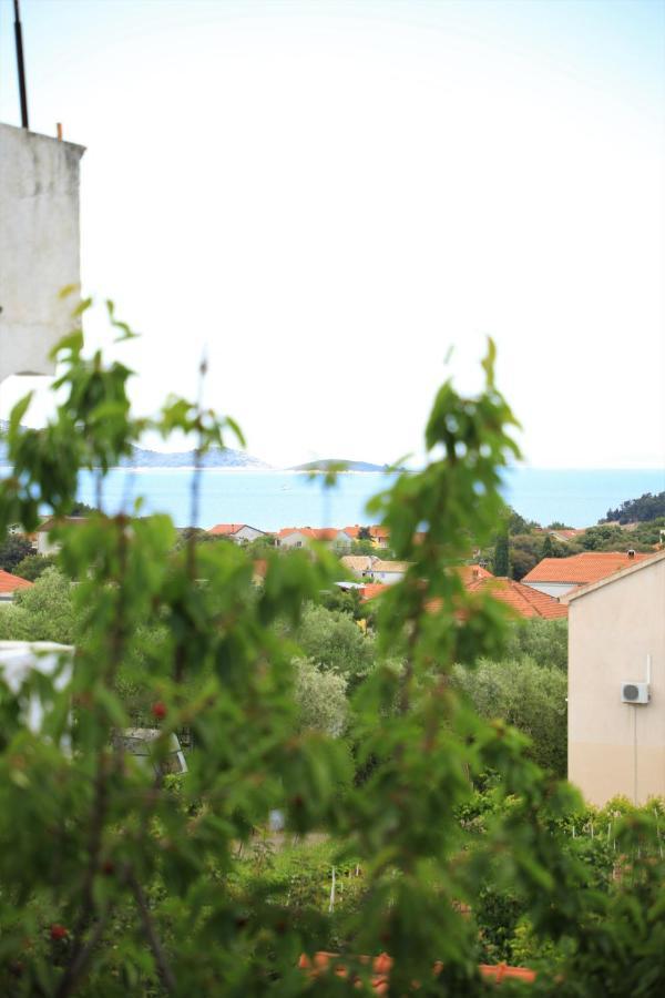 Apartmani Sarlija Pakoštane Εξωτερικό φωτογραφία